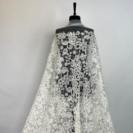 Alba Lace